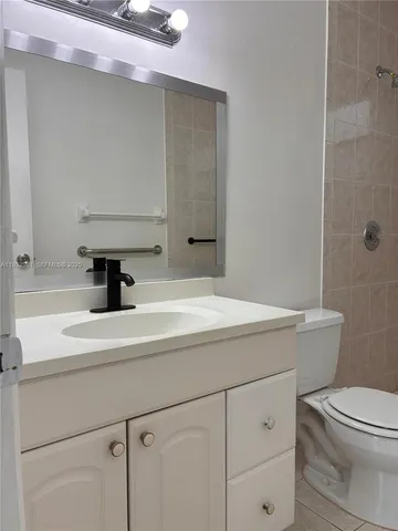 $1,900 | 6501 Winfield Boulevard, Unit A41, Margate, FL 33063