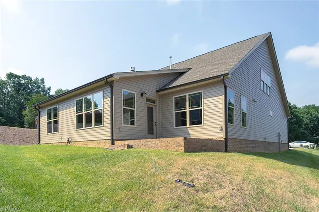 $592,500 | 2200 Delaine Point, High Point, NC 27265