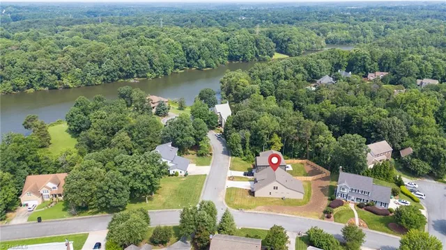 $592,500 | 2200 Delaine Point, High Point, NC 27265