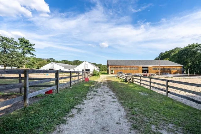 $1,299,000 | 102 High Street, Plainville, MA 02762