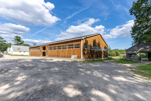 $1,299,000 | 102 High Street, Plainville, MA 02762