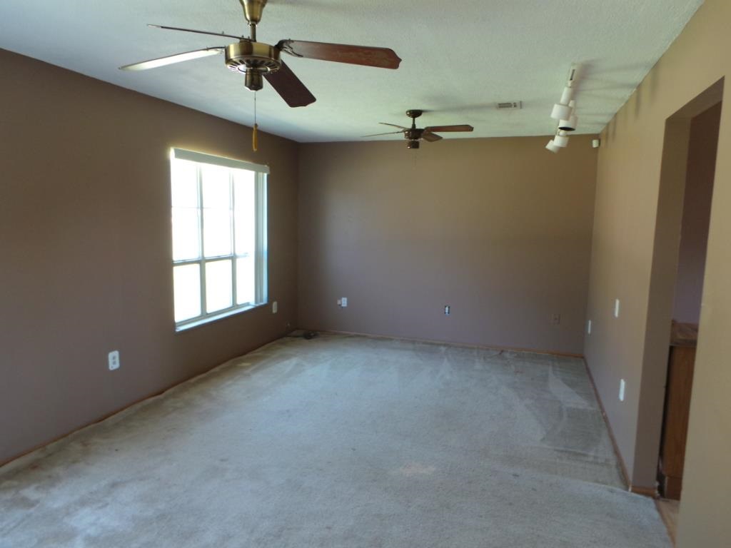 8475 Fortune Road Milton, FL 32583 - Photo 3 of 10 Gallery Image 3