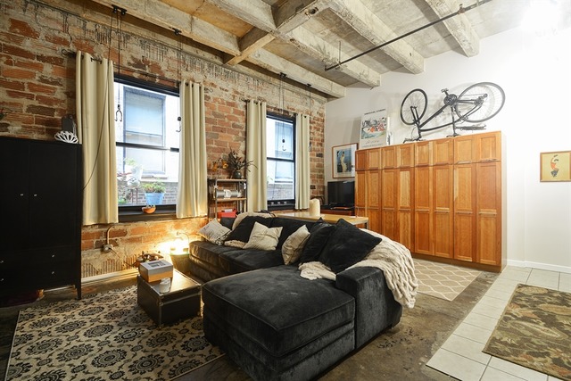 20 North State Street, Unit 703 Chicago, IL 60602 - Photo 2 of 10