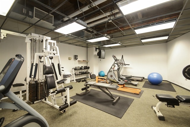 20 North State Street, Unit 703 Chicago, IL 60602 - Photo 9 of 10