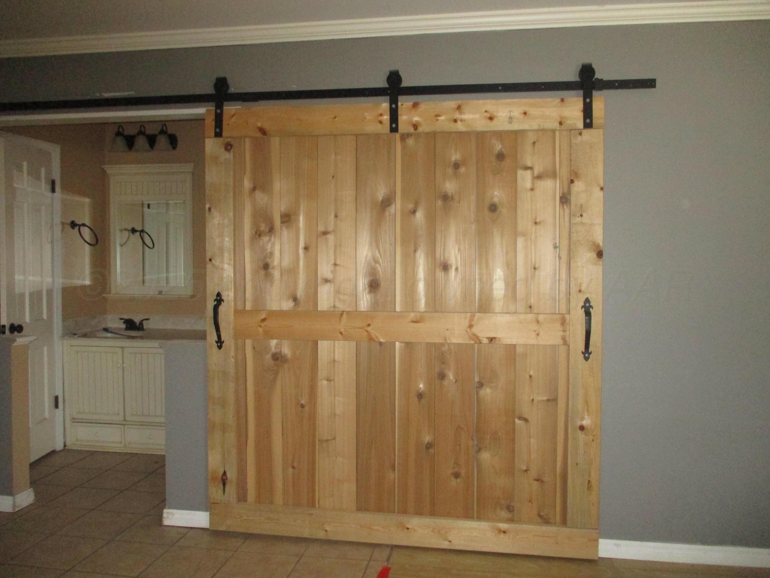 6702 Calumet Road Amarillo, TX 79106 - Photo 17 of 30 Barn Door to Private Bath Bedroom 4