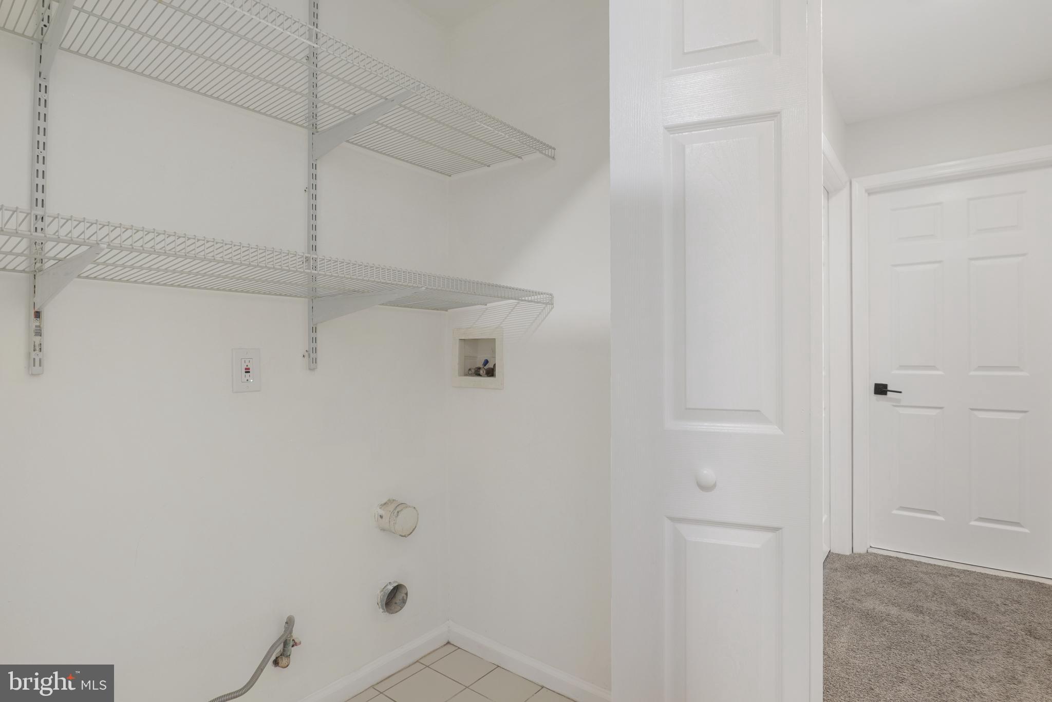 130B Remsen Avenue New Brunswick, NJ 08901 - Photo 14 of 33 a bathroom with a shower