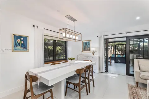 $1,585,000 | 7720 Southwest 59th Court, South Miami, FL 33143