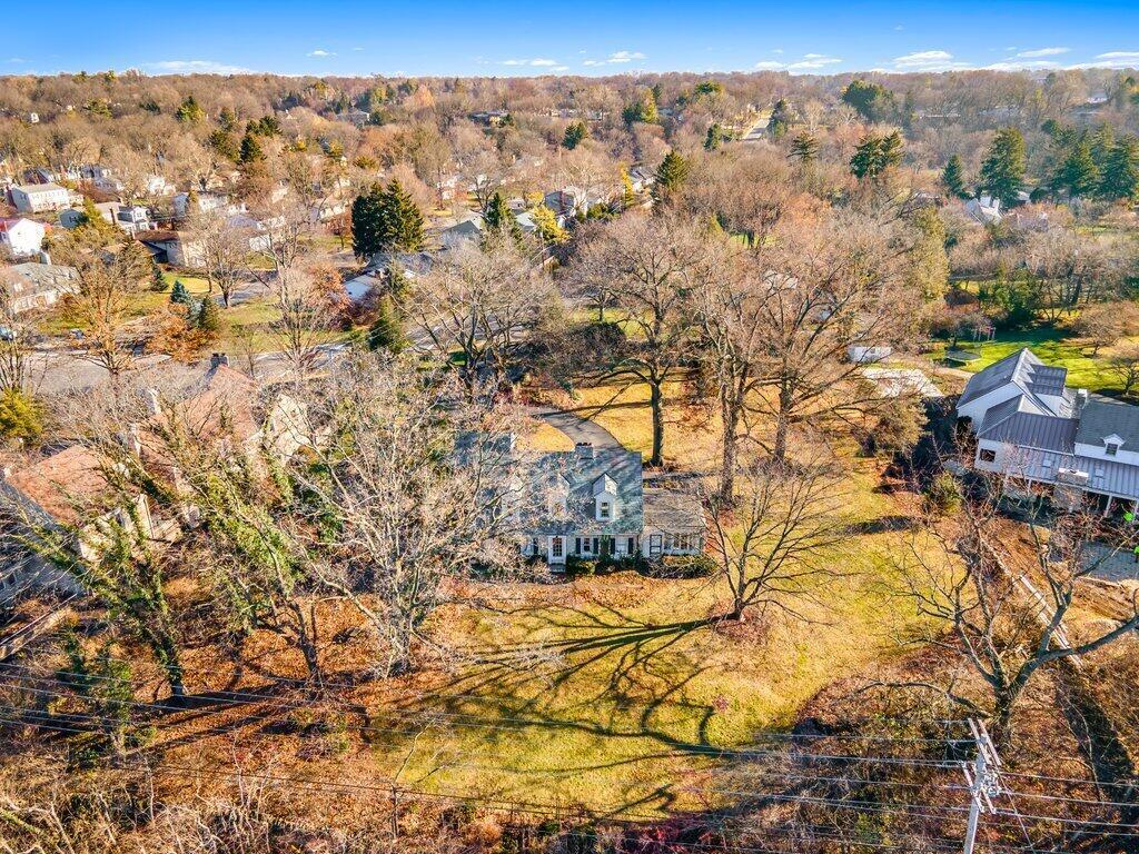 4312 Riverside Drive Columbus, OH 43220 - Photo 8 of 29 4312 Riverside Drive-11.jpg-SMALL