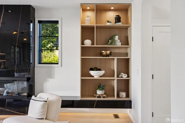 $4,288,888 | 14 Channing Road, Burlingame, CA 94010