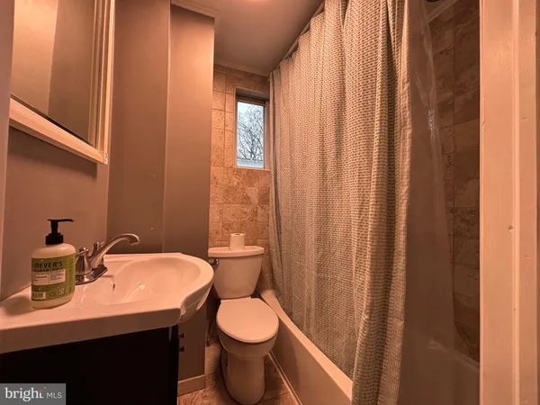 $2,400 | 182 Madison Avenue, Mount Holly, NJ 08060