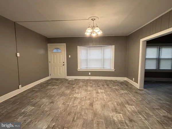 $2,400 | 182 Madison Avenue, Mount Holly, NJ 08060