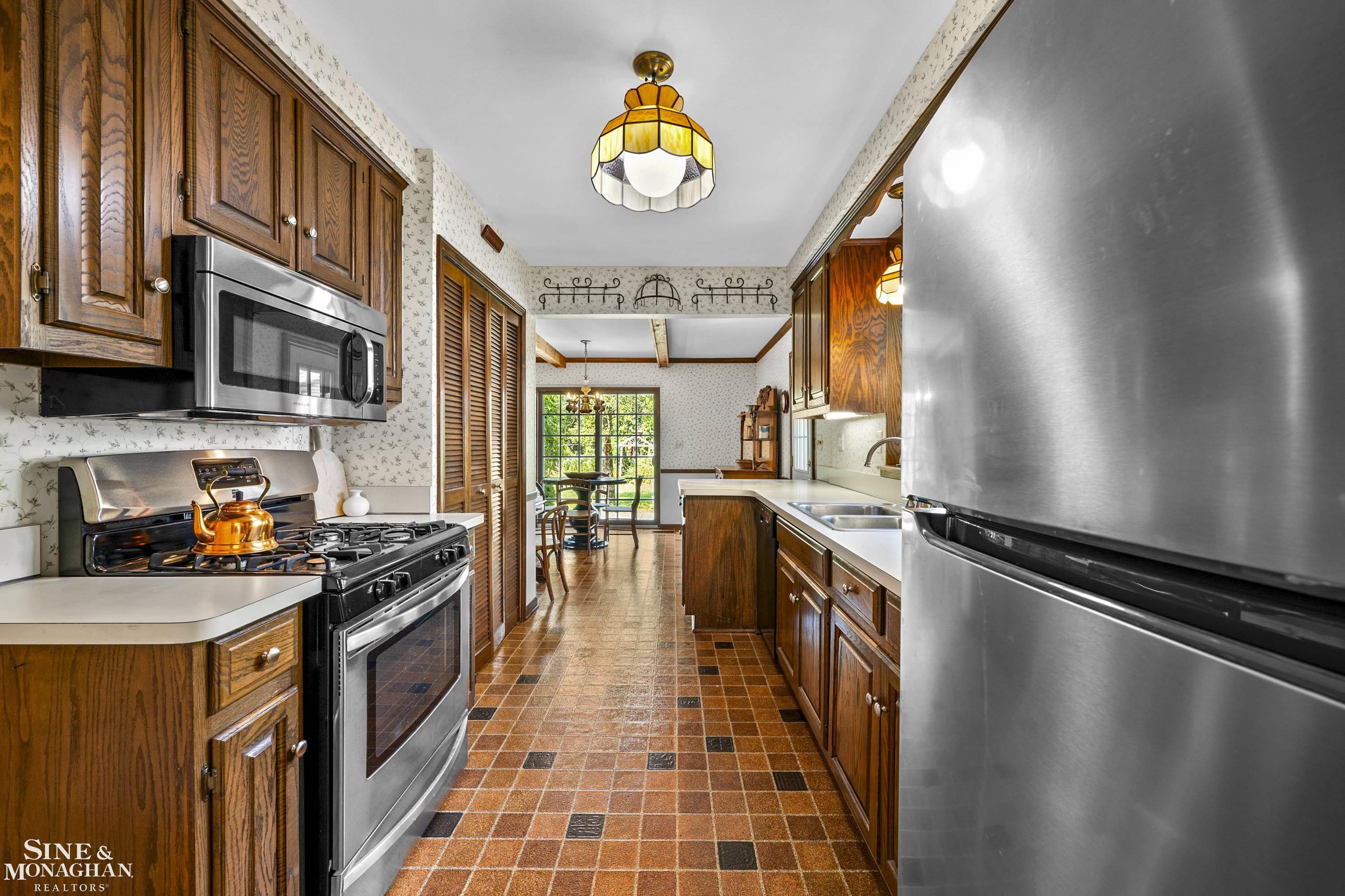 1022 Hampton Road Grosse Pointe Woods, MI 48236 - Photo 25 of 48