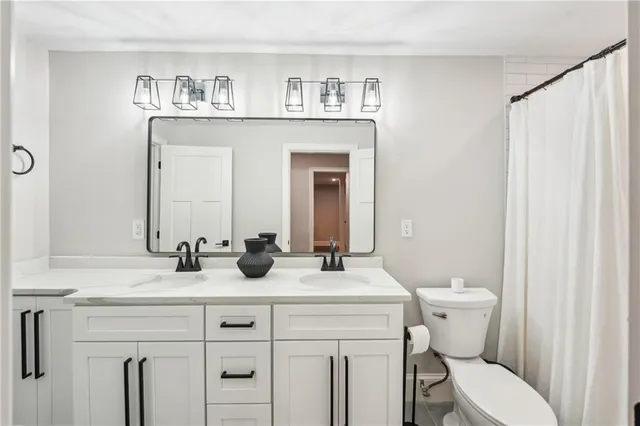 $937,500 | 3851 Glenhurst Drive, Smyrna, GA 30080