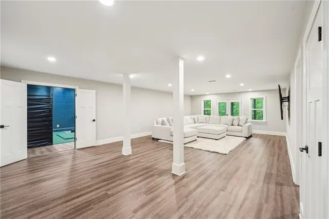 $937,500 | 3851 Glenhurst Drive, Smyrna, GA 30080