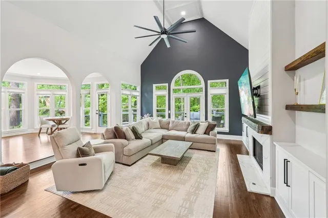 $937,500 | 3851 Glenhurst Drive, Smyrna, GA 30080