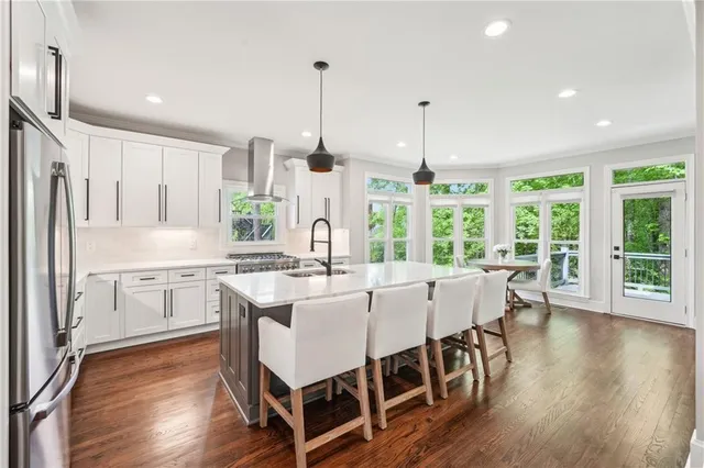 $937,500 | 3851 Glenhurst Drive, Smyrna, GA 30080