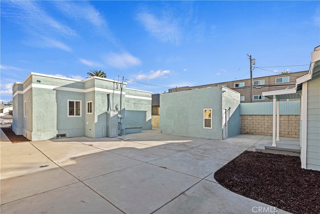 1435 Pine Avenue Long Beach, CA 90813 - Photo 14 of 61