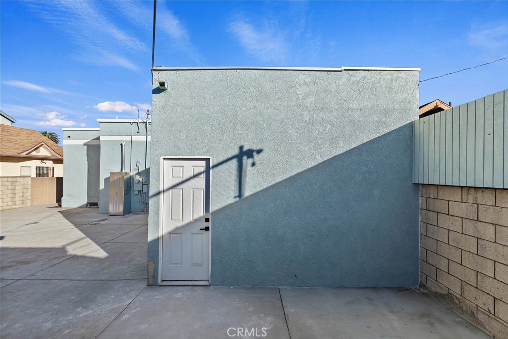 1435 Pine Avenue Long Beach, CA 90813 - Photo 17 of 61