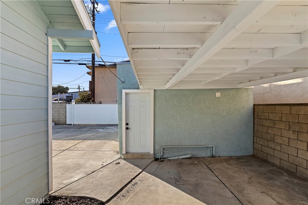 1435 Pine Avenue Long Beach, CA 90813 - Photo 49 of 61