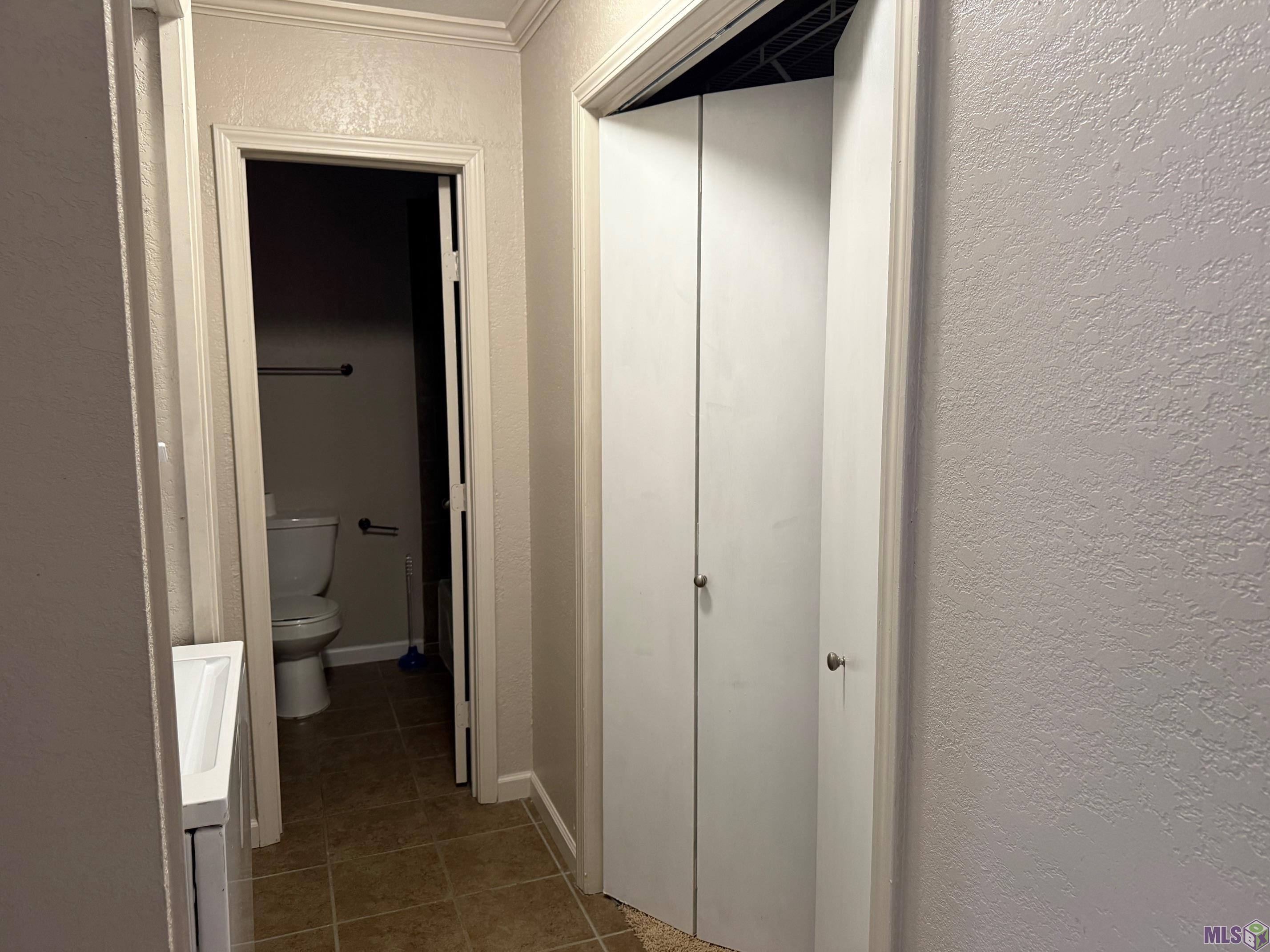 10304 West Winston Avenue, Unit 2 Baton Rouge, LA 70809 - Photo 6 of 7