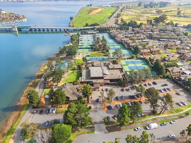 $695,000 | 632 Centre Court, Alameda, CA 94502