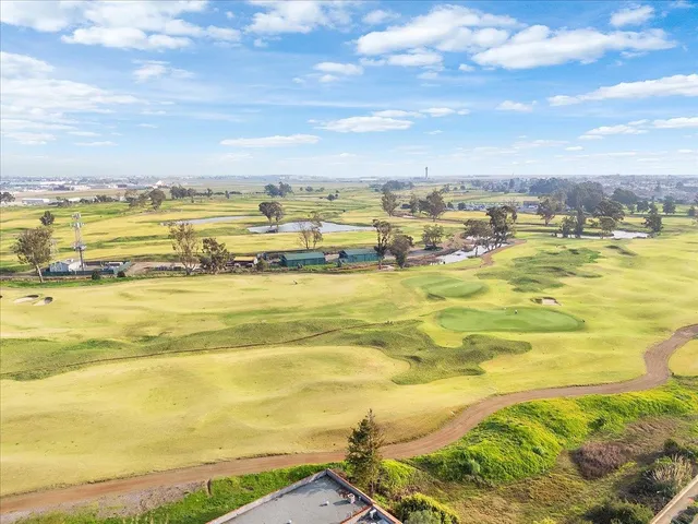 $695,000 | 632 Centre Court, Alameda, CA 94502