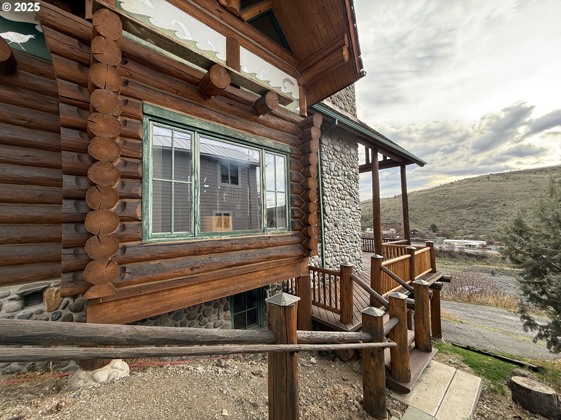 507 Elrod Avenue Maupin, OR 97037 - Photo 25 of 33 a view of house with outdoor space and seating area