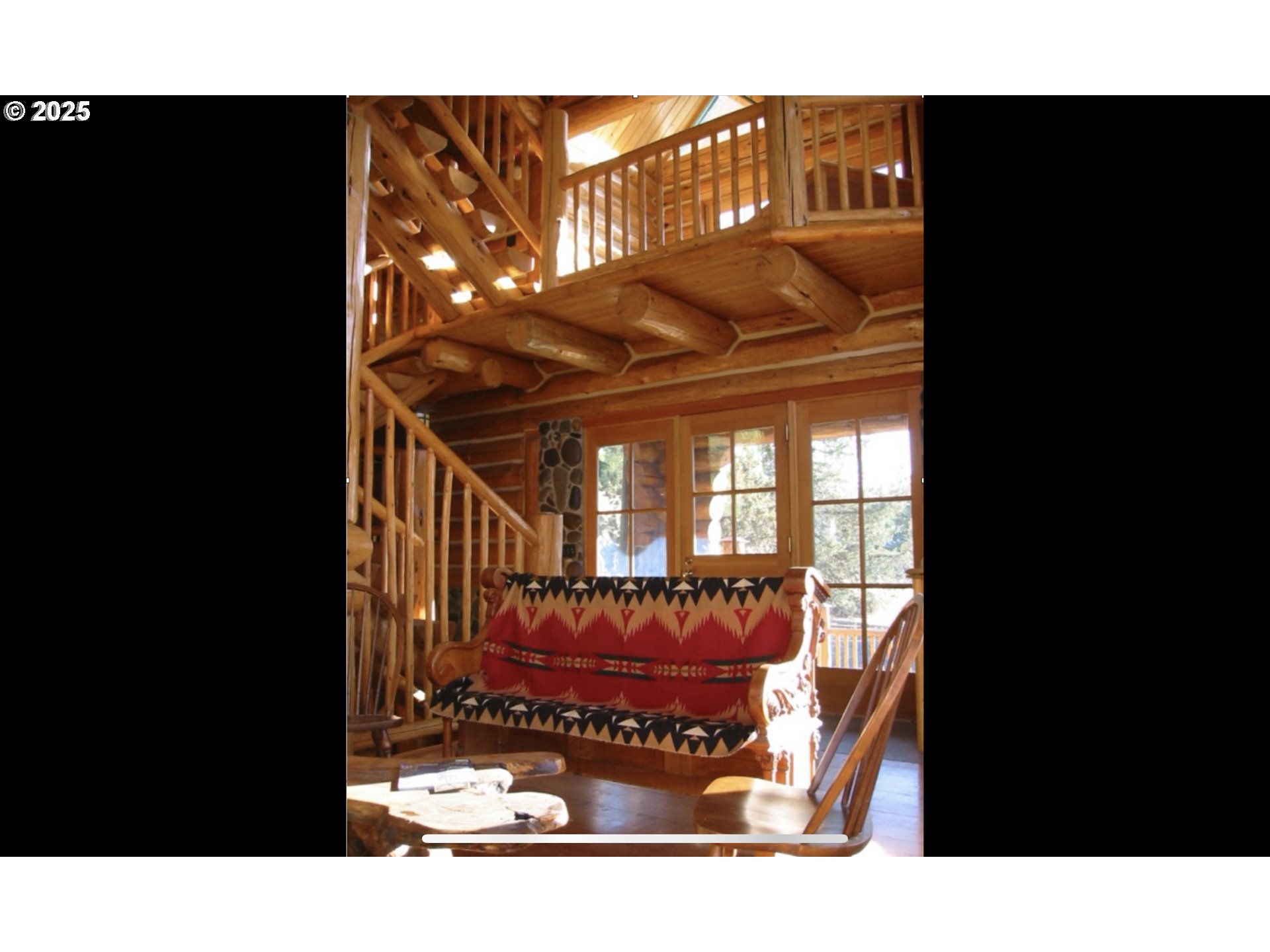 507 Elrod Avenue Maupin, OR 97037 - Photo 27 of 33 a black and white photo of a living room