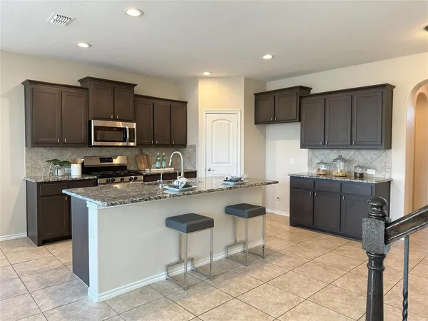 $3,100 | 15733 Prairie Grass Lane, Fort Worth, TX 76177