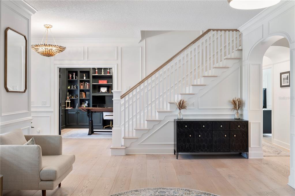 1909 New Jersey Road Lakeland, FL 33803 - Photo 15 of 93 a view of entryway and hall