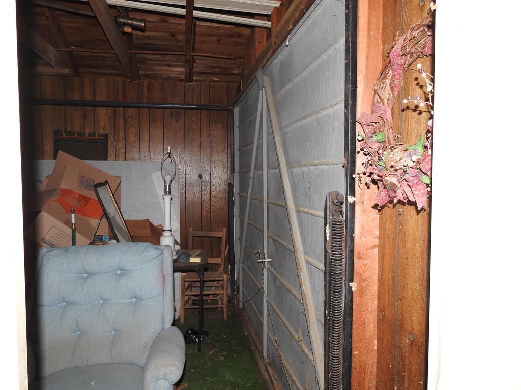 333 Lickskillet Road Epworth, GA 30541 - Photo 20 of 32 a bathroom with a toilet and shower