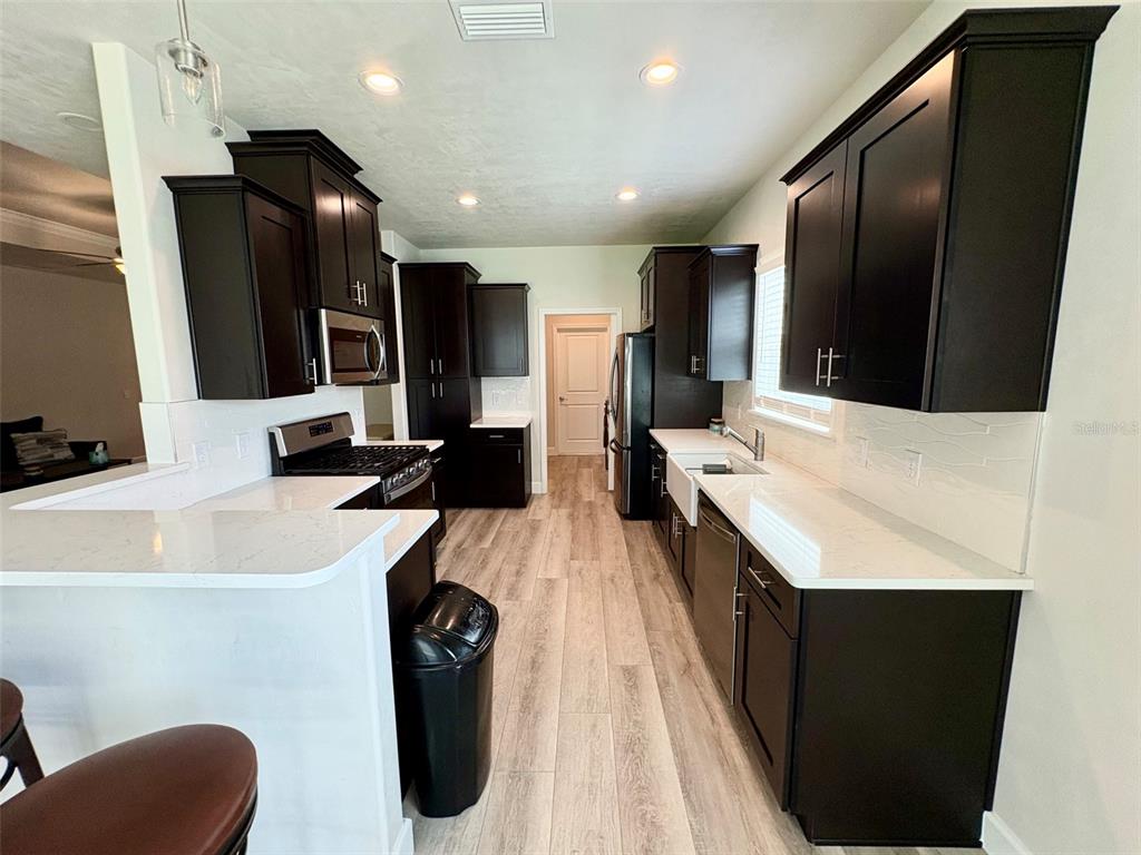 6737 Southwest 13th Lane Gainesville, FL 32607 - Photo 14 of 34