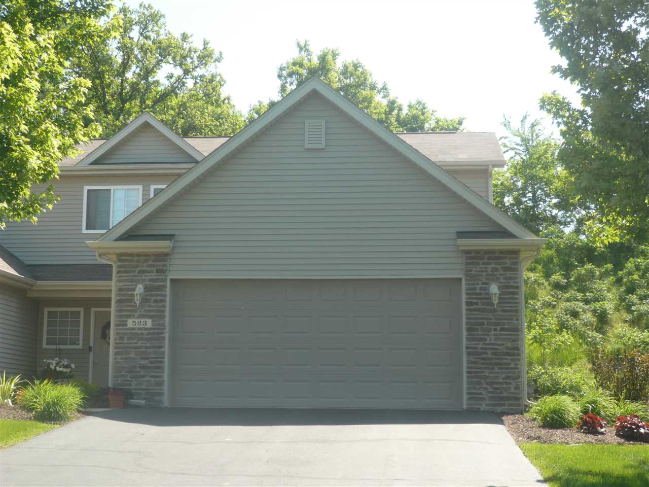 523 Mill Ridge Drive Byron, IL 61010 - Photo 1 of 10 Gallery Image 1