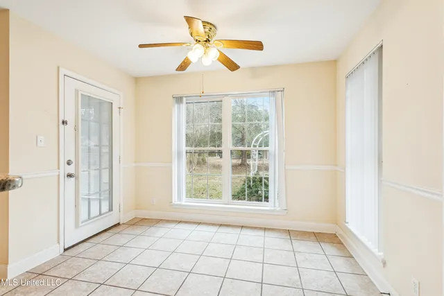 $229,000 | 211 Hilltop Drive, Carriere, MS 39426