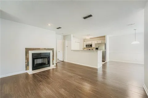 $175,000 | 609 Mill Pond Drive, Smyrna, GA 30082