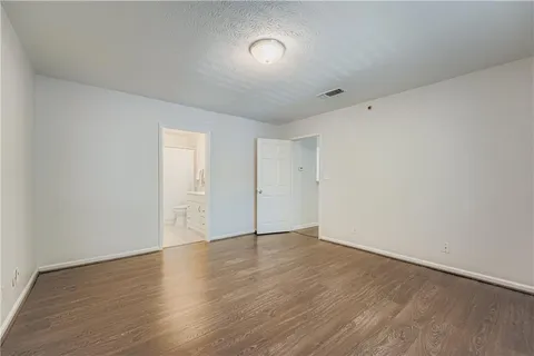 $175,000 | 609 Mill Pond Drive, Smyrna, GA 30082