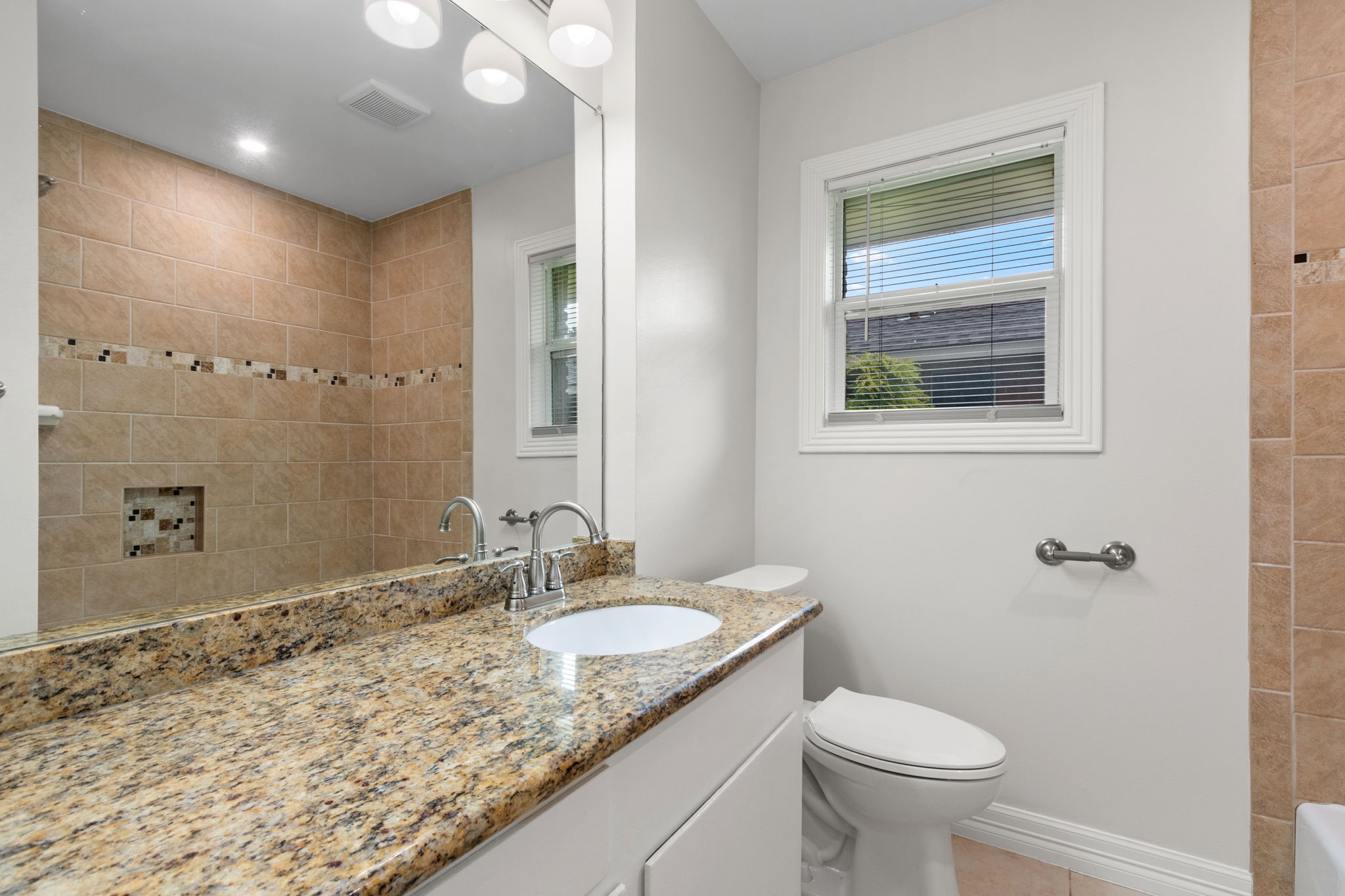 10518 Mayfield Road Houston, TX 77043 - Photo 21 of 26