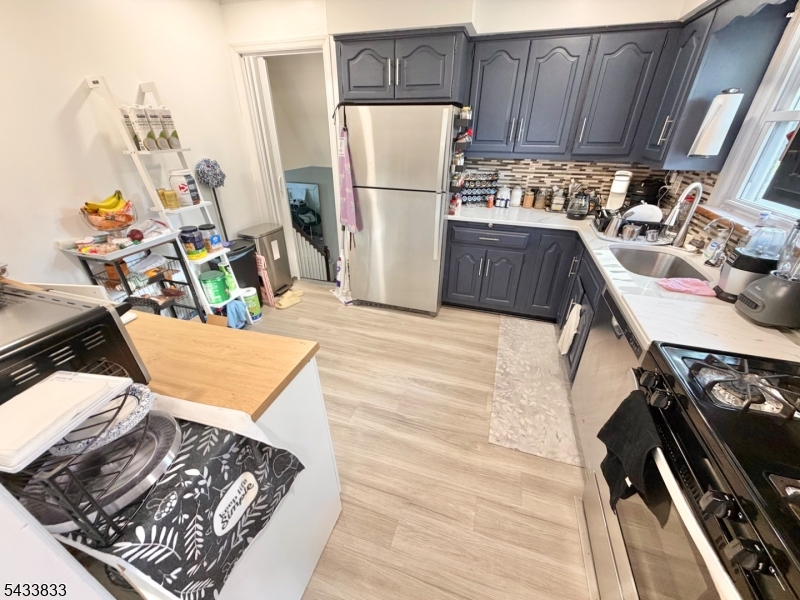 344 Nottingham Way Union, NJ 07083 - Photo 15 of 32