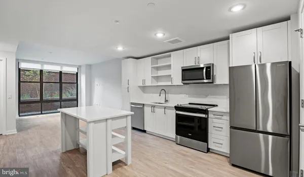 $2,764 | 4000 Wisconsin Avenue Northwest, Unit 1B4KPH57, Washington, DC 20016
