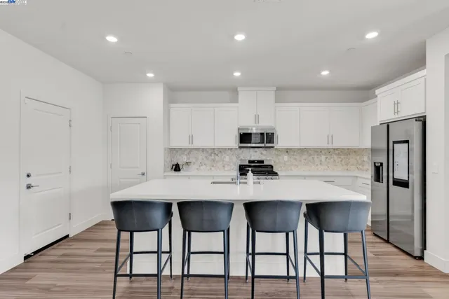 $719,000 | 5946 Markham Drive, Tracy, CA 95377