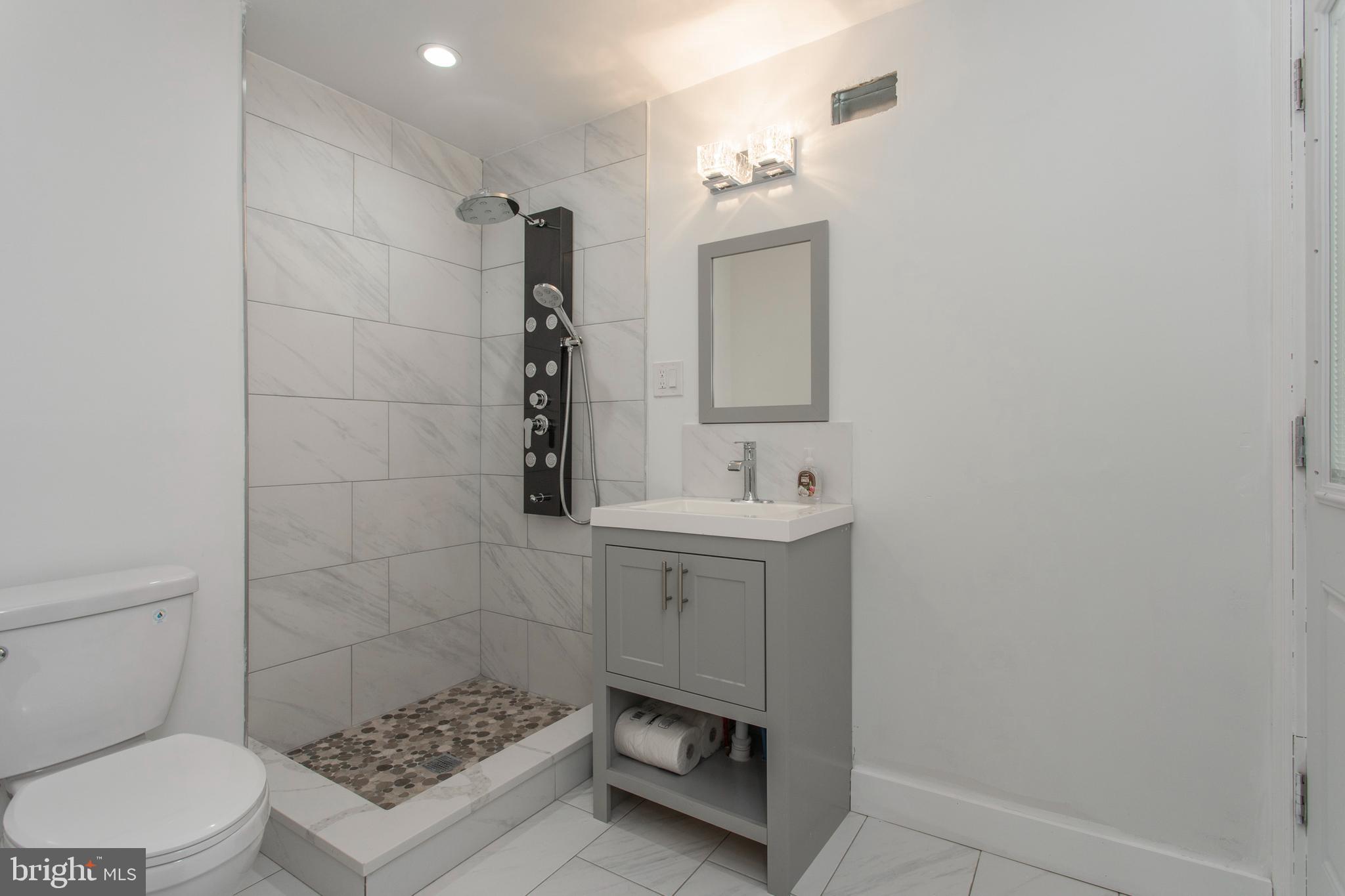 3876 Shelley Road Huntingdon Valley, PA 19006 - Photo 19 of 38 Gallery Image 19