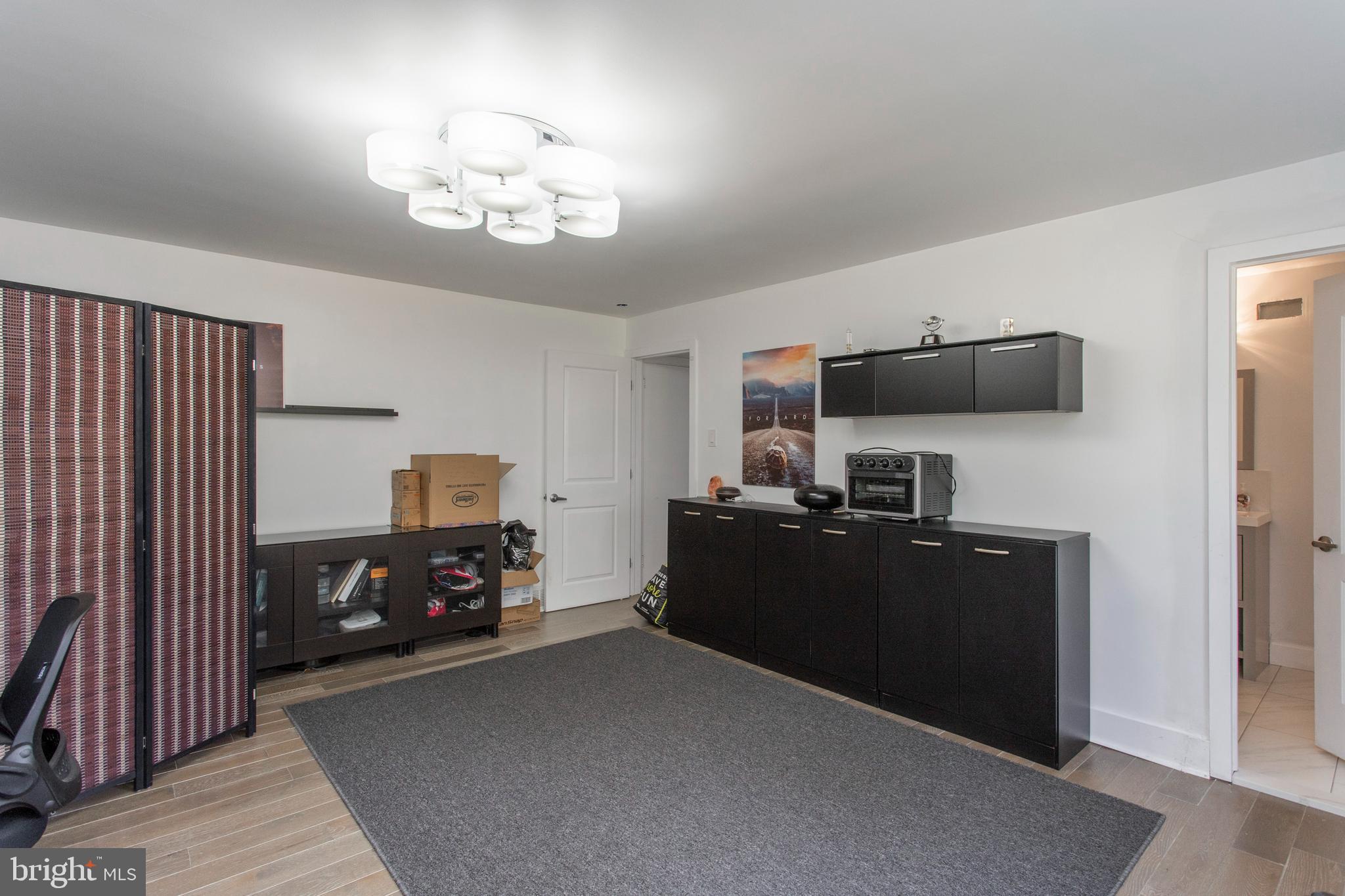 3876 Shelley Road Huntingdon Valley, PA 19006 - Photo 21 of 38 Gallery Image 21
