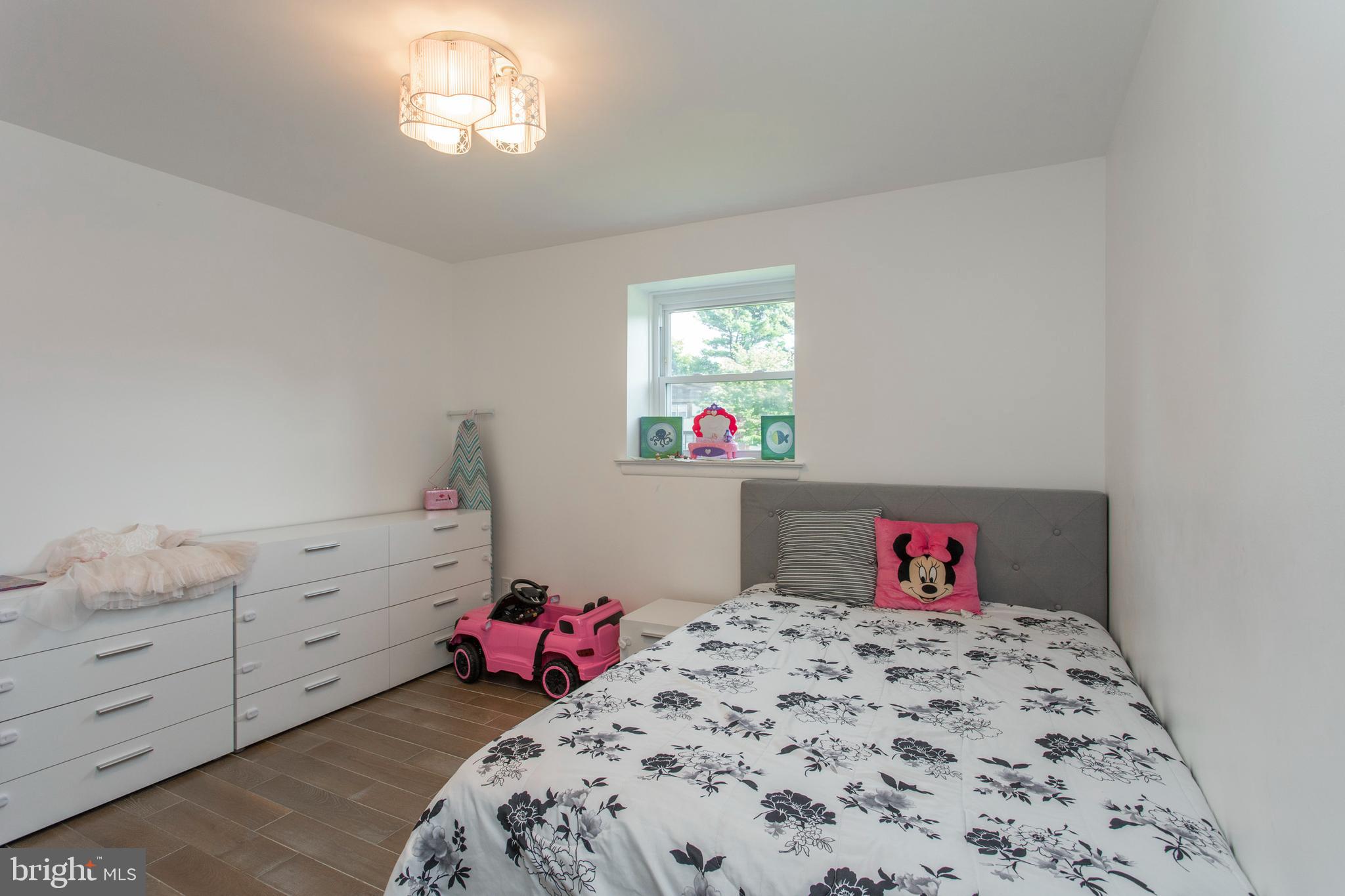 3876 Shelley Road Huntingdon Valley, PA 19006 - Photo 28 of 38 Gallery Image 28