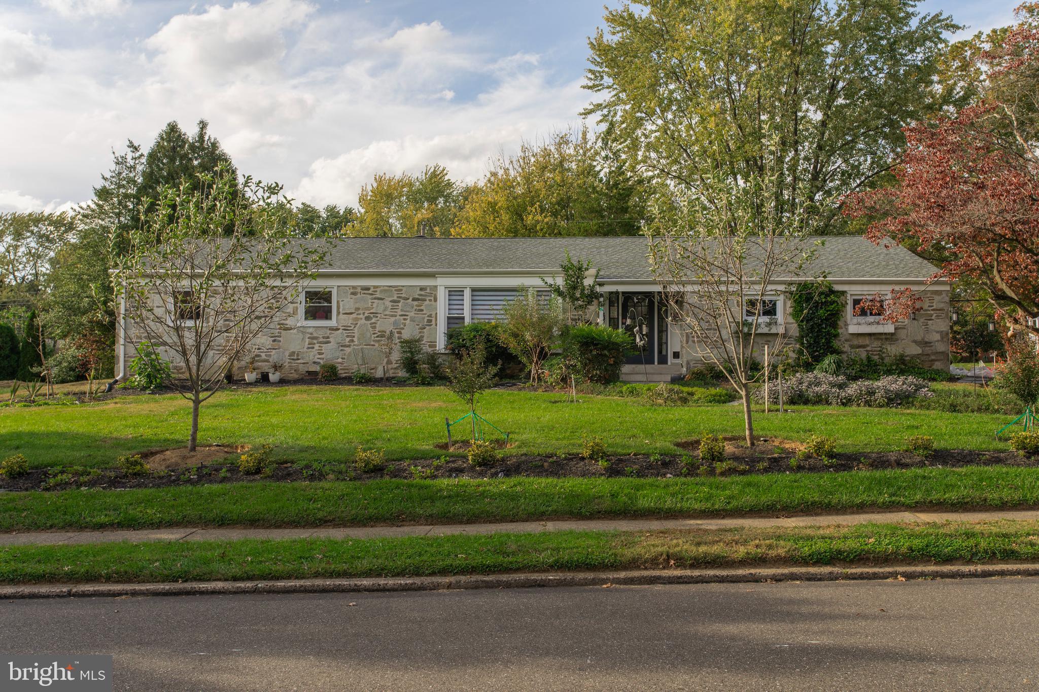 3876 Shelley Road Huntingdon Valley, PA 19006 - Photo 37 of 38 Gallery Image 37