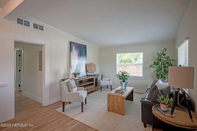 $725,000 | 571 Hopkins Street, Neptune Beach, FL 32266