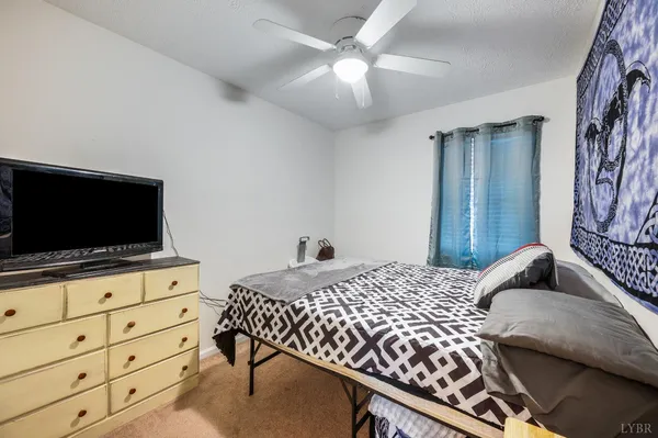 $199,500 | 86 Cape Charles Square, Lynchburg, VA 24502