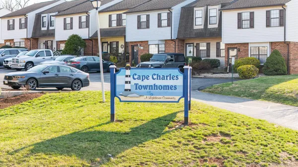 $199,500 | 86 Cape Charles Square, Lynchburg, VA 24502