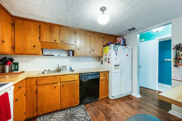 $199,500 | 86 Cape Charles Square, Lynchburg, VA 24502