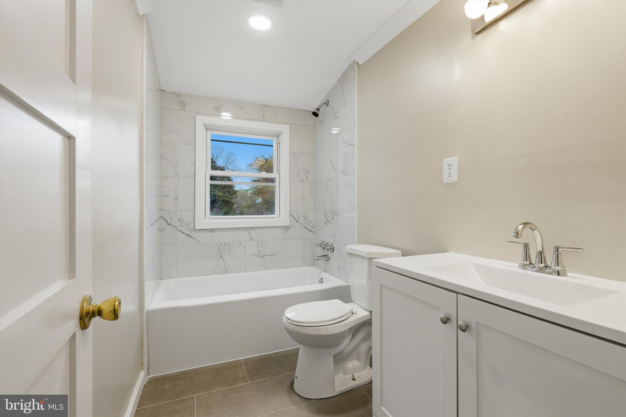 6703 Glenkirk Road Baltimore, MD 21239 - Photo 21 of 33