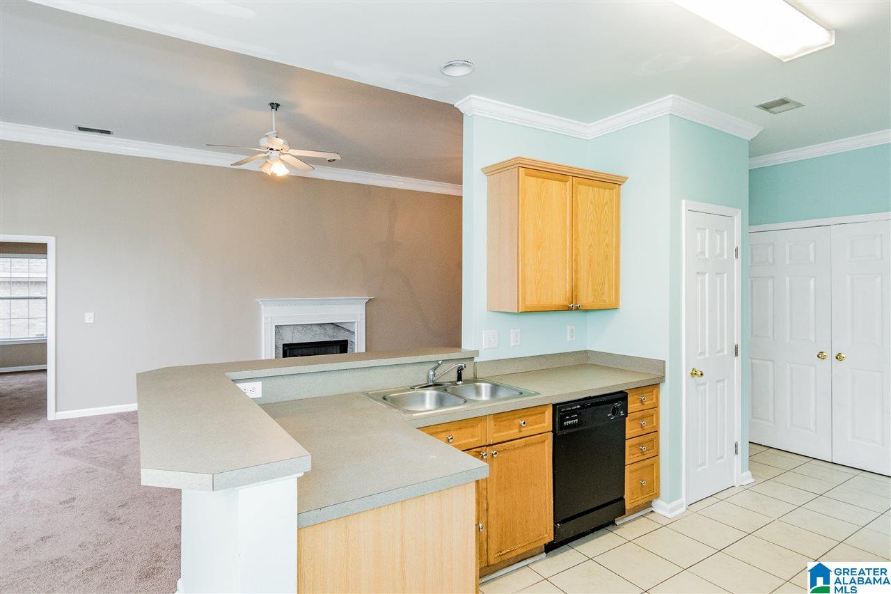 545 Enclave Circle Fultondale, AL 35068 - Photo 13 of 33